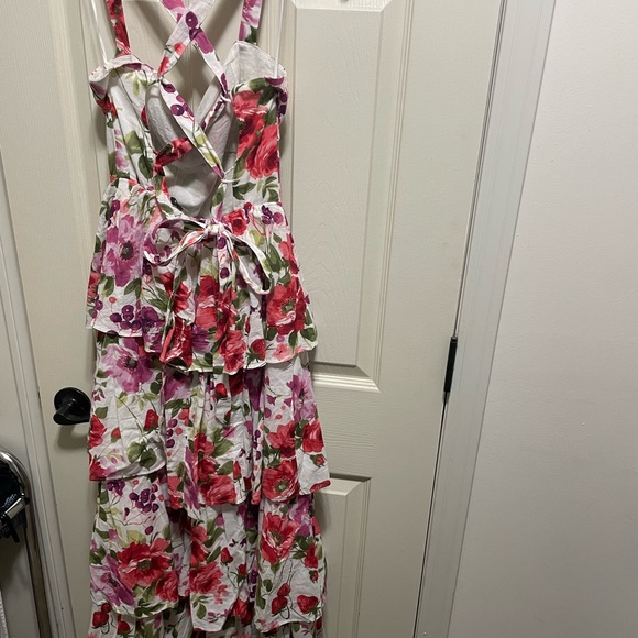 Abercrombie Lace-Up Back Tiered Maxi Dress - Picture 10 of 11